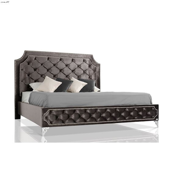 Modrest Leilah King Transitional Tufted Fabric Bed