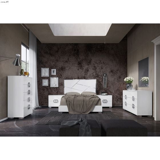 Modern White Dafne Bedroom Collection by Status Italy